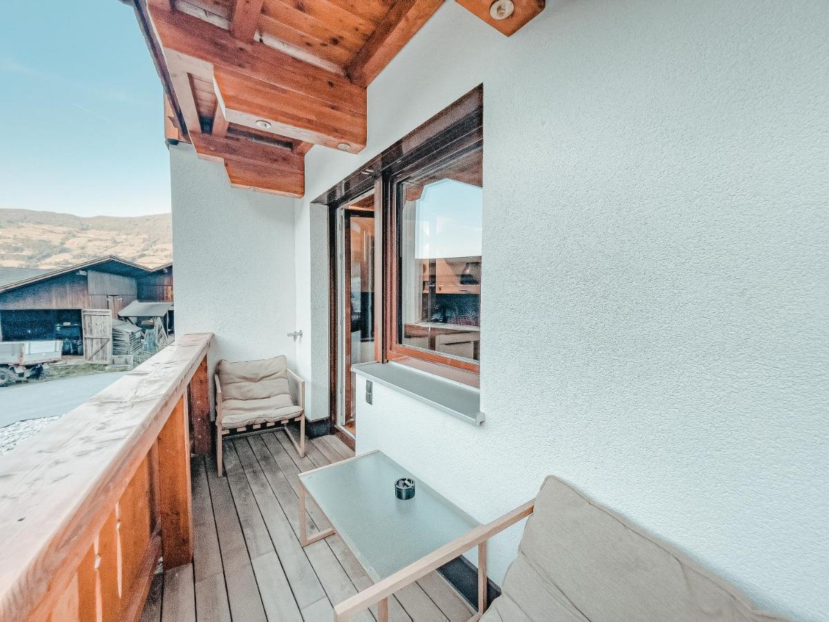 Oldwood Chalet - Balcony & Car Park By Alpenluxus Appartements Fuegen Exterior photo