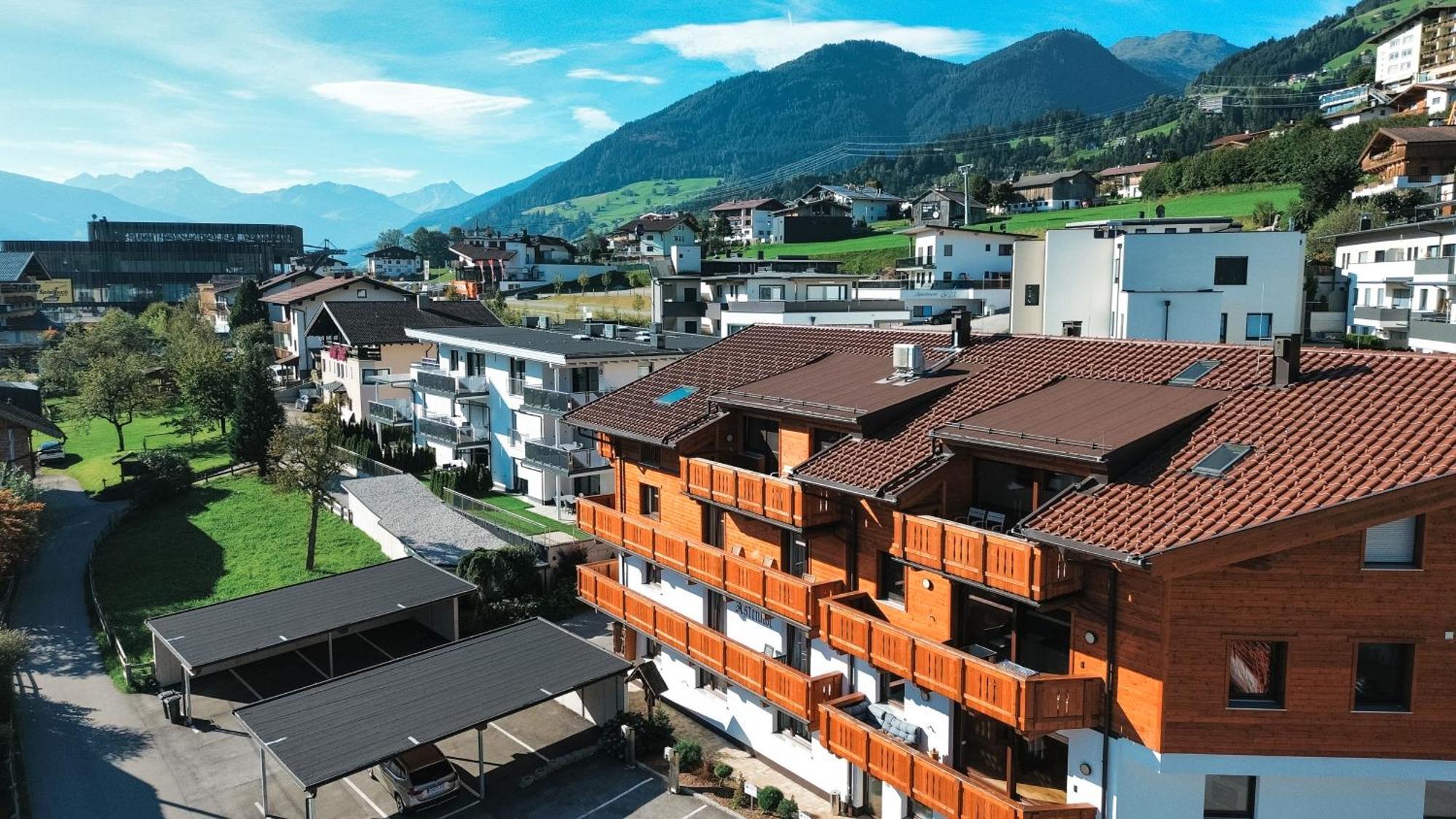 Oldwood Chalet - Balcony & Car Park By Alpenluxus Appartements Fuegen Exterior photo